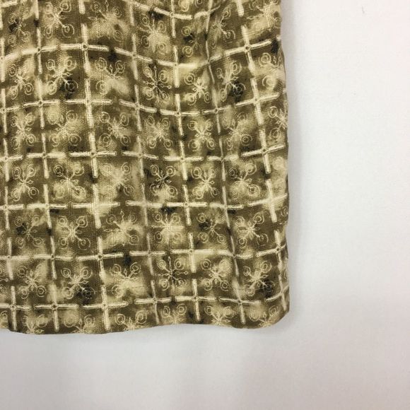Claiborne Mens 100% Silk Short Sleeve Shirt - Picture 7 of 7